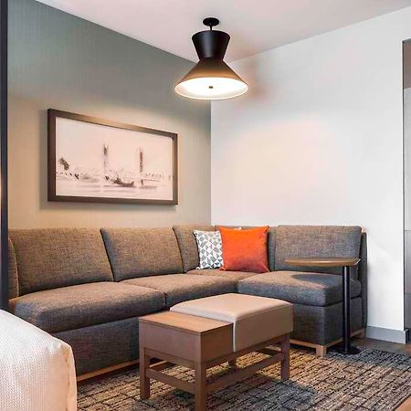 Hyatt Place Sacramento International Airport الغرفة الصورة